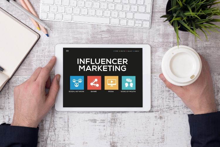 Influencer marketing 